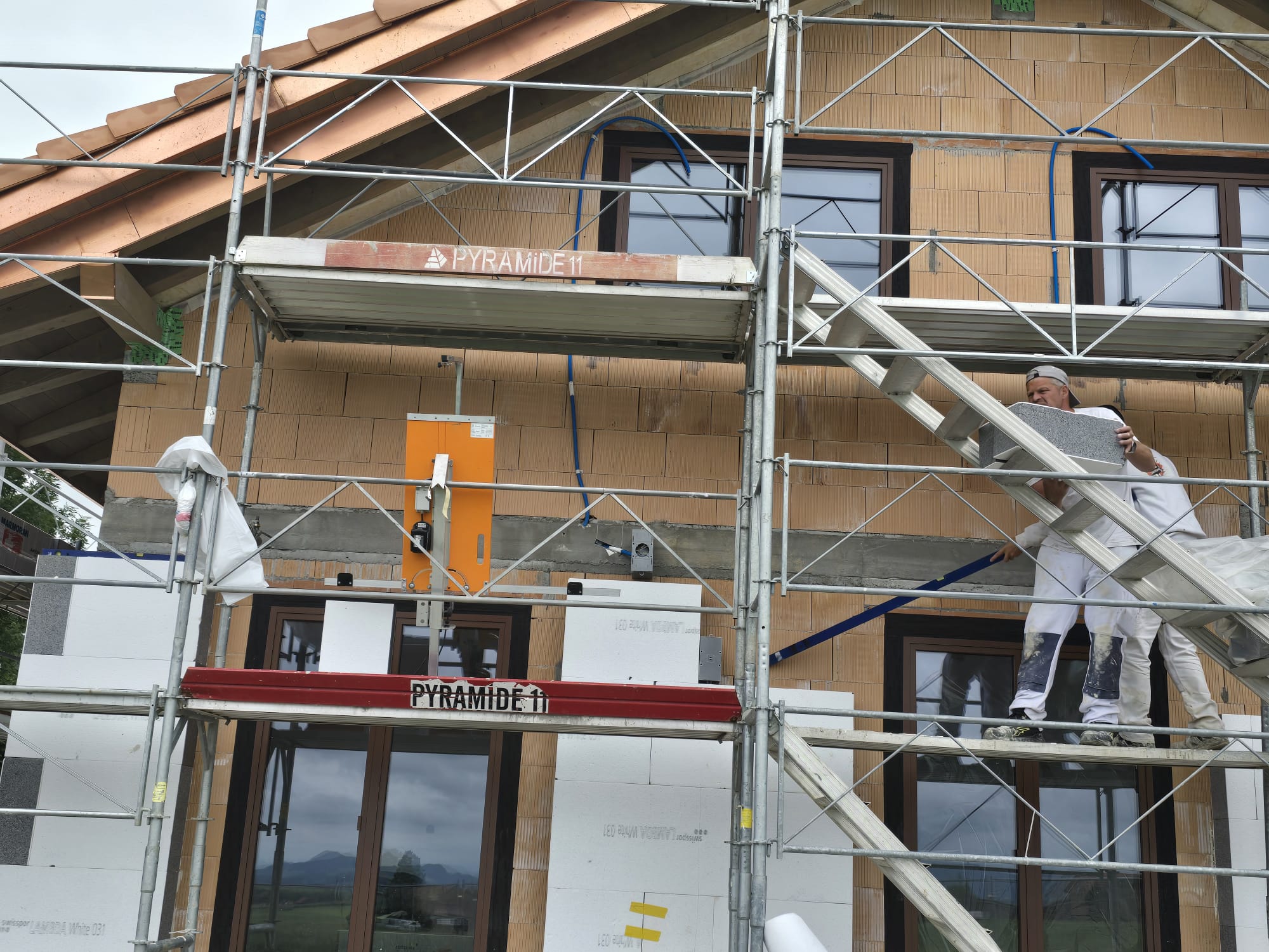 WhatsApp Image 2024-09-24 at 15.30.15 (1)