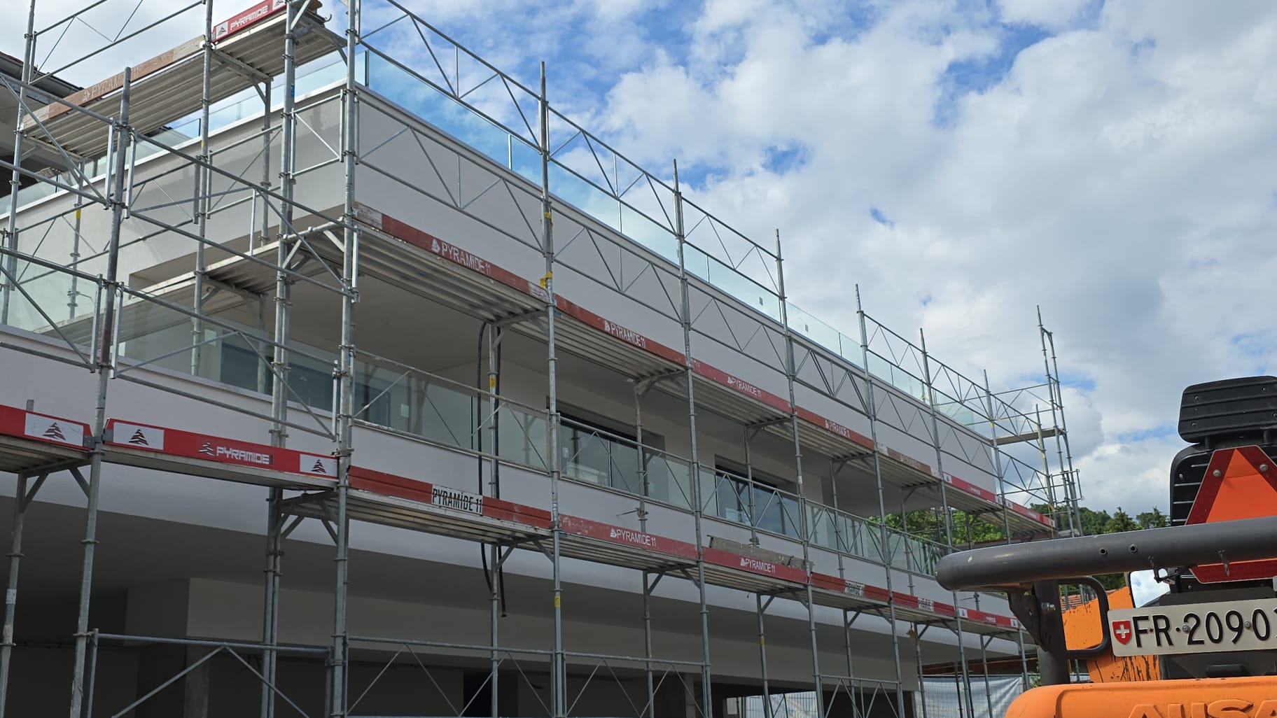 WhatsApp Image 2024-09-24 at 15.31.08 (2)