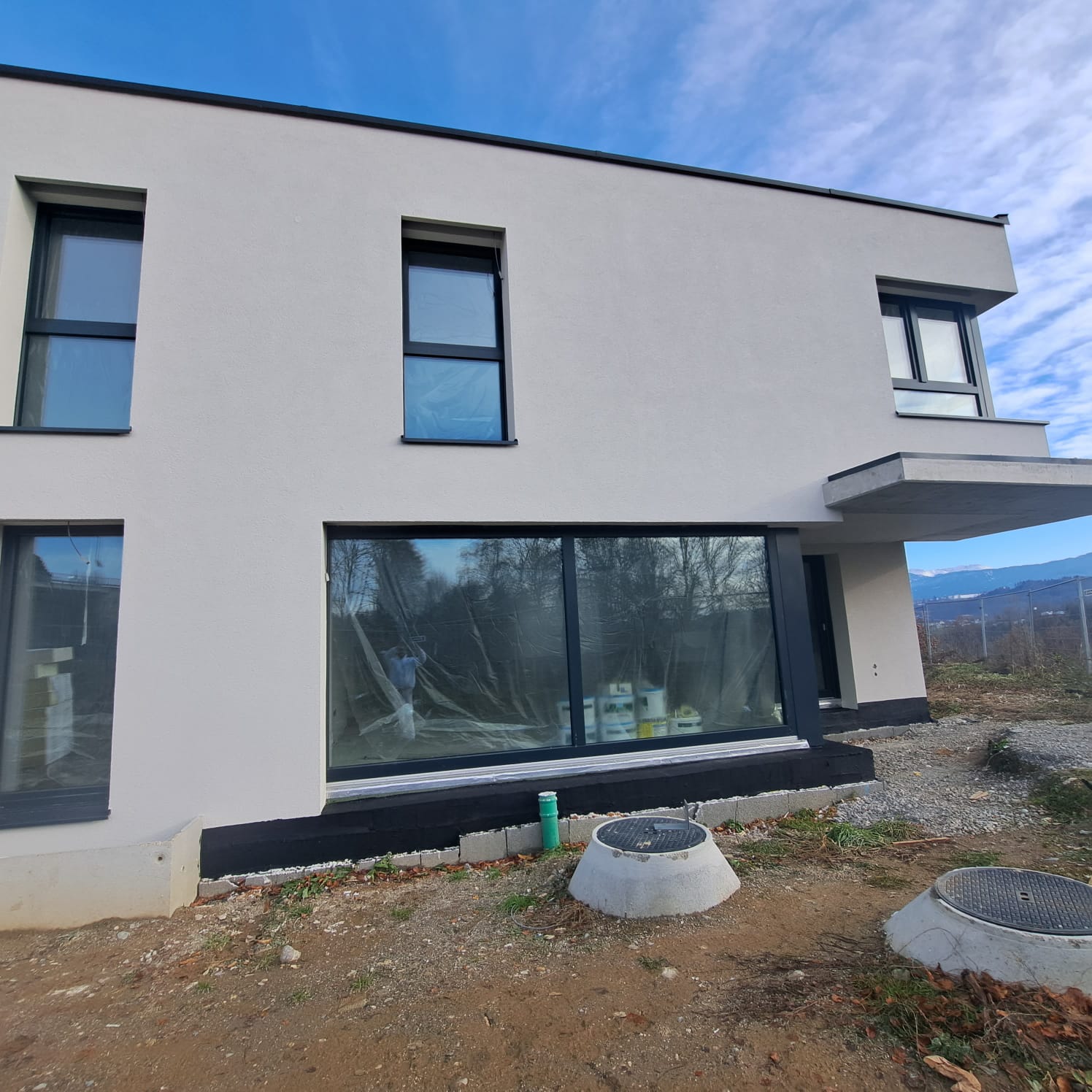 WhatsApp Image 2024-09-24 at 15.37.56 (2)