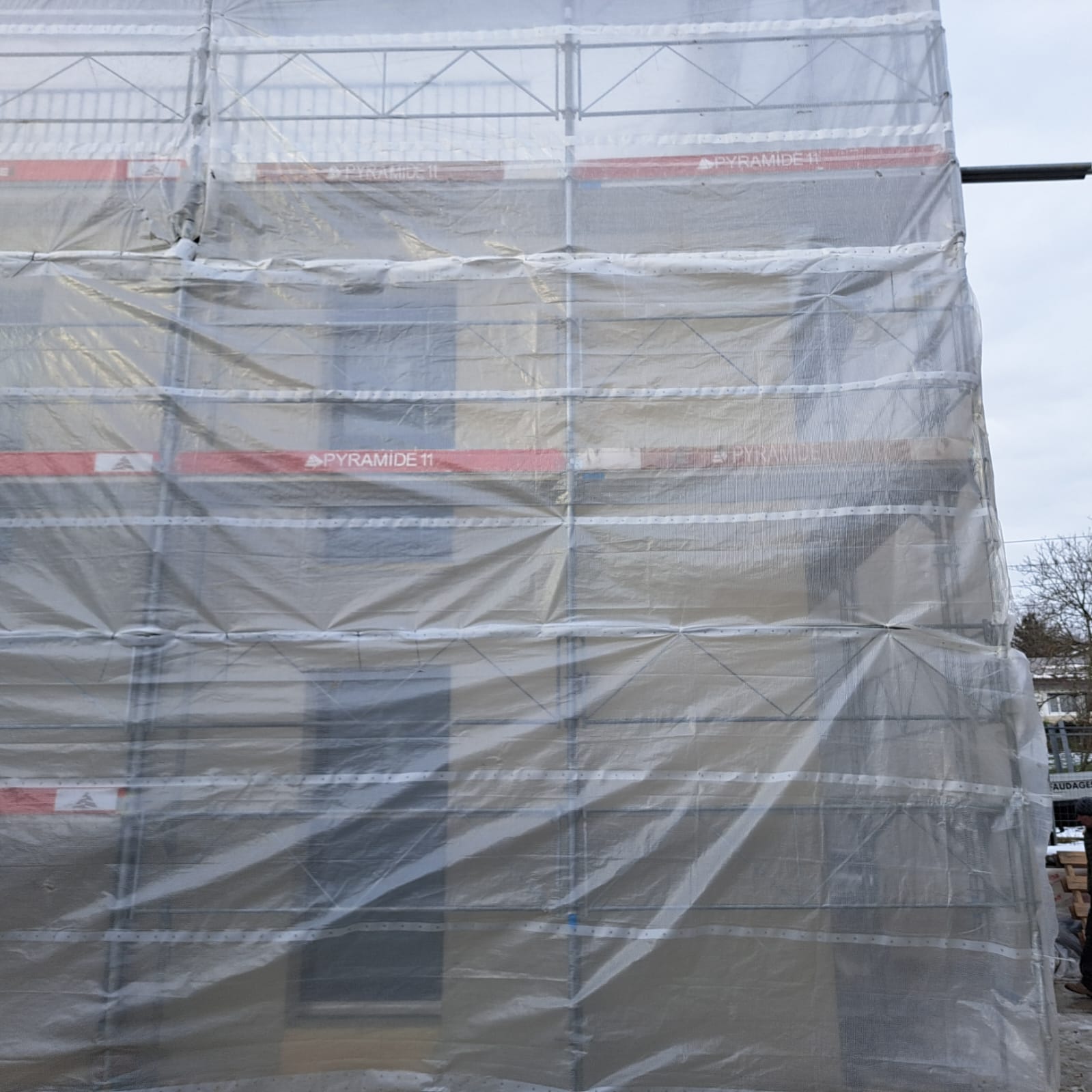 WhatsApp Image 2024-09-24 at 15.37.59 (5)