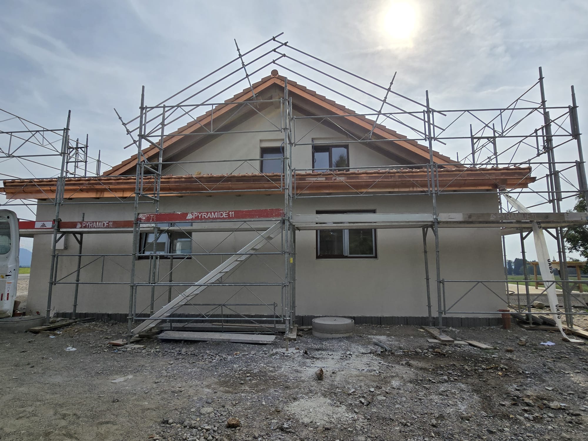 WhatsApp Image 2024-10-15 at 13.04.23 (4)